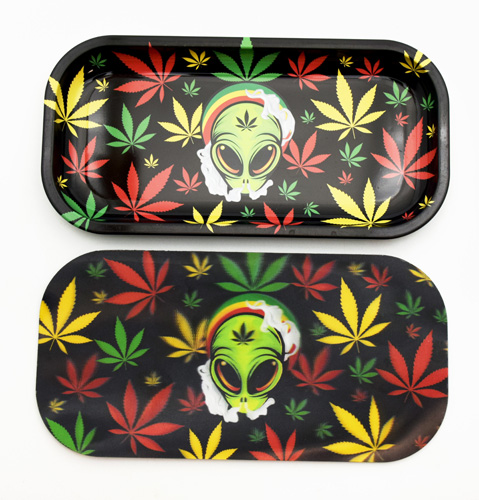 Alien 3D Lenticular Rolling Tray with magnetic closure